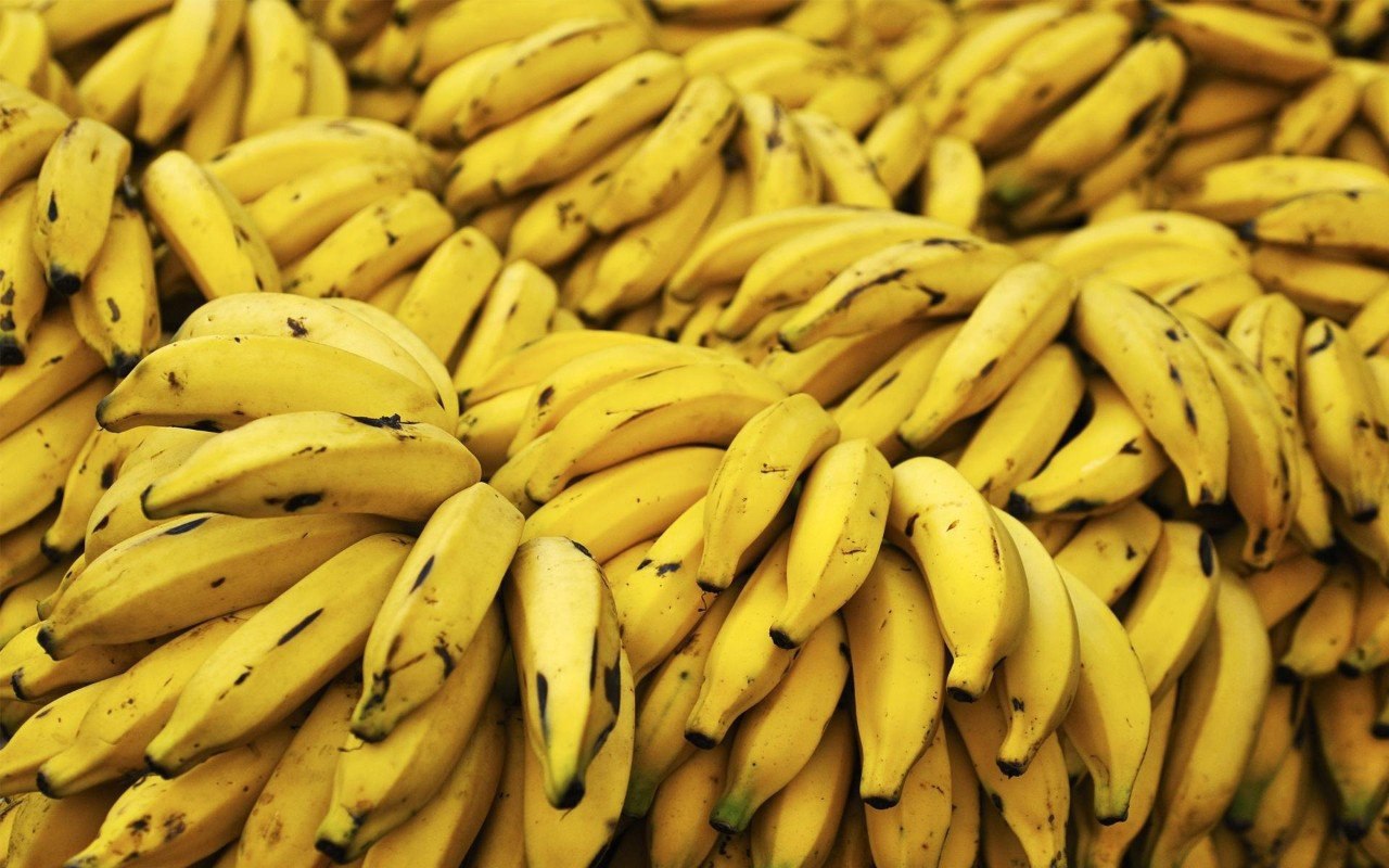 Banaanisi Pysyvät Keltaisina Ja Tuoreina Pidempään, Jos Teet Tämän Yksinkertaisen Asian Ostaessasi Niitä.