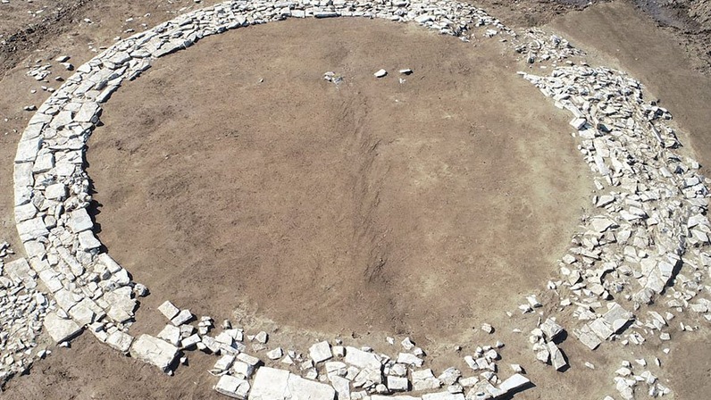 Baijerissa On Löydetty Monumentaalinen Roomalainen Hautakumpu, Volkertshofen.